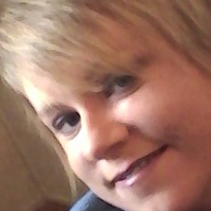 Meet your Posher, Clarissa